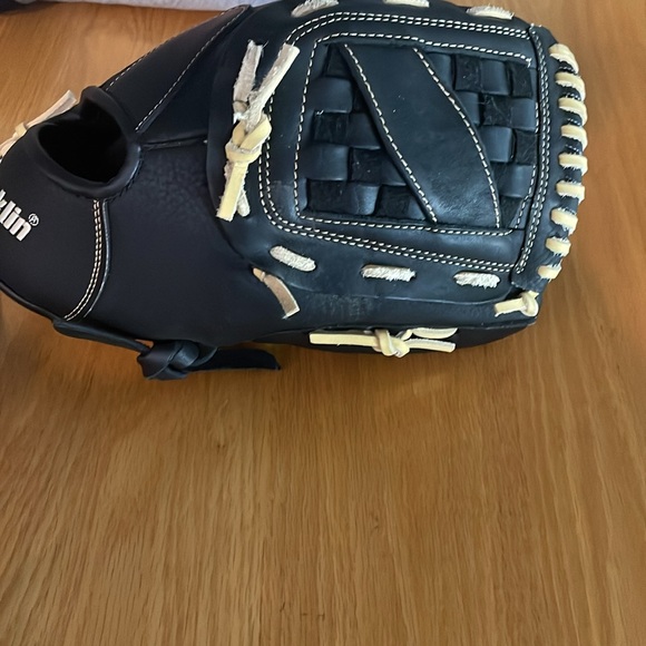Pro flex baseball glove - Picture 2 of 3